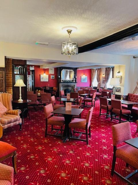 Crown Hotel Brackley Luaran gambar